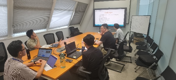 電氣知識(shí)融通國際，英語角碰撞思維火花2025.05.27.jpg
